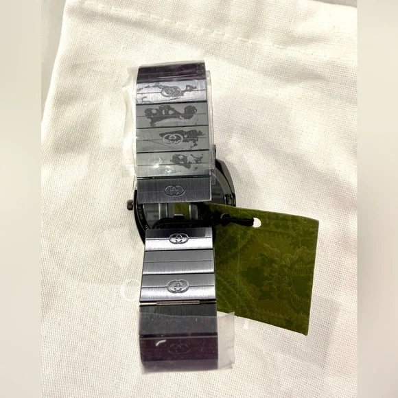 Gucci Grip Watch YA157329